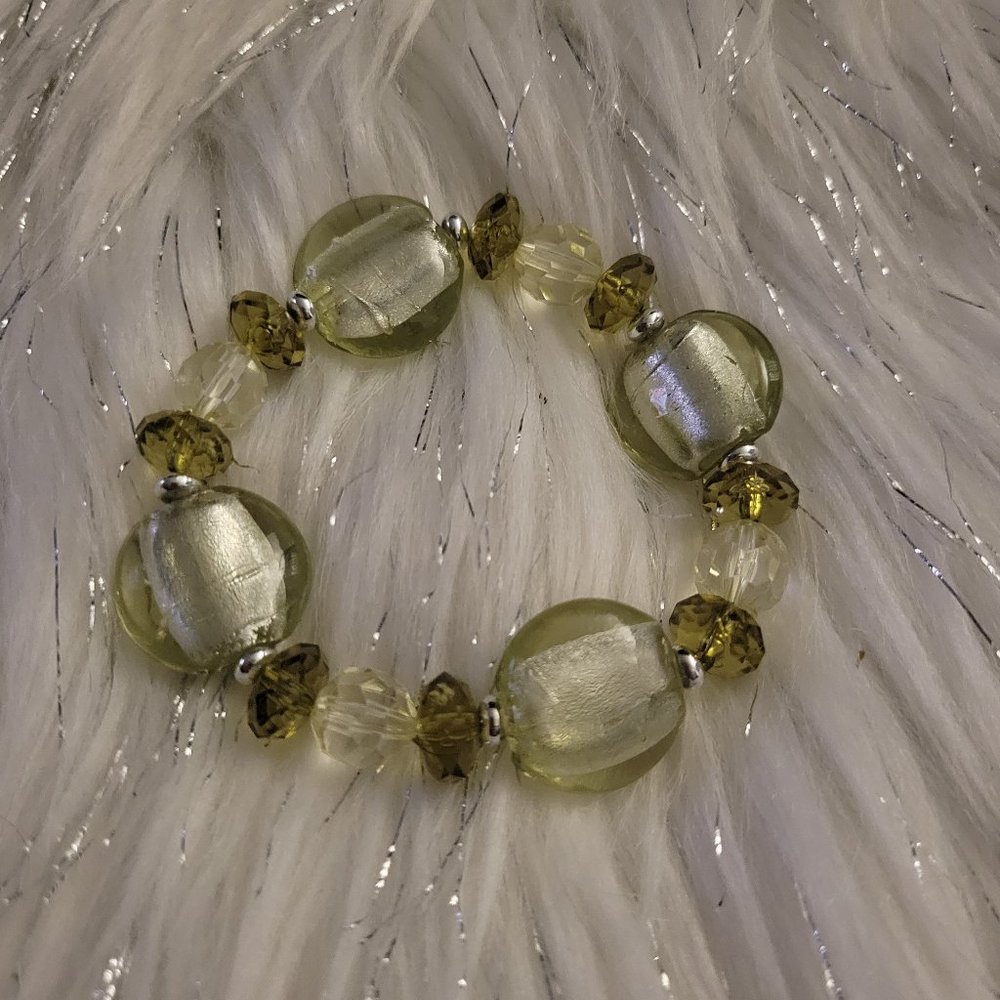 Green Beaded Stretch Bracelet